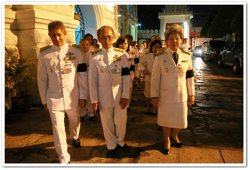 ﻿กรมบังคับคดี เข้าร่วมในการพระพิธีธรรมสวดพระอภิธรรมพระบรมศพ พระบาทสมเด็จพระปรมินทรมหาภูมิพลอดุลยเดช 